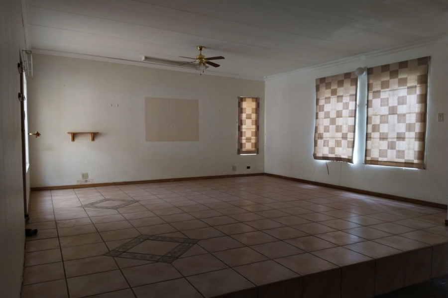 4 Bedroom Property for Sale in Hartbeespoort Rural North West